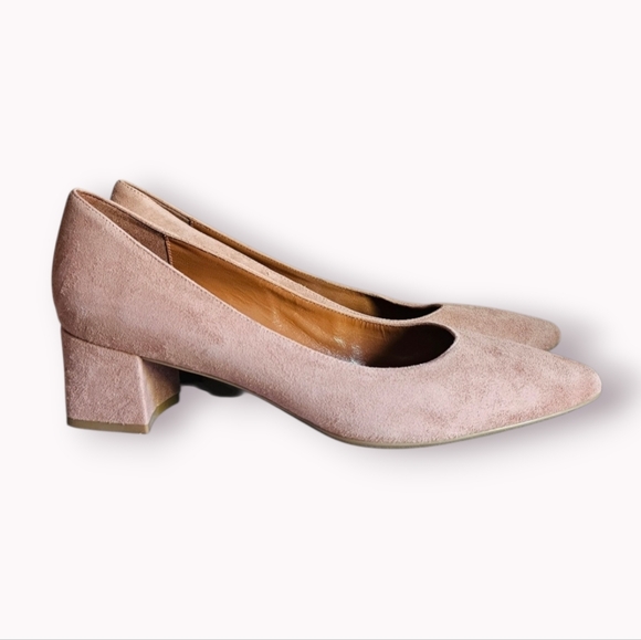 Aquatalia Pale/Petal Pink Suede Preppy Elegant Chic Square heel Shoes sz 7.5 - Picture 1 of 9